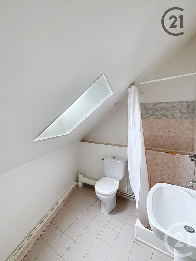 Appartement F2 à vendre - 2 pièces - 27.0 m2 - AUXERRE - 89 - BOURGOGNE - Century 21 Martinot Immobilier