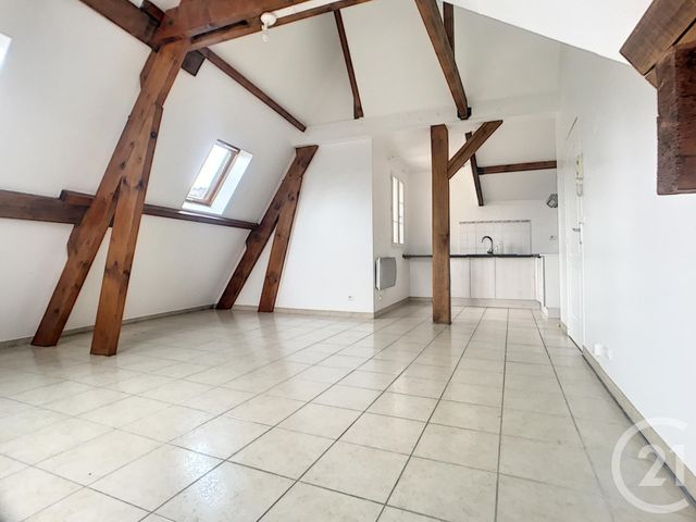 Appartement F3 à louer - 3 pièces - 51.7 m2 - AUXERRE - 89 - BOURGOGNE - Century 21 Martinot Immobilier
