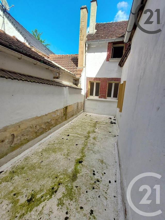 immeuble à vendre - 367.72 m2 - BRIENON SUR ARMANCON - 89 - BOURGOGNE - Century 21 Martinot Immobilier