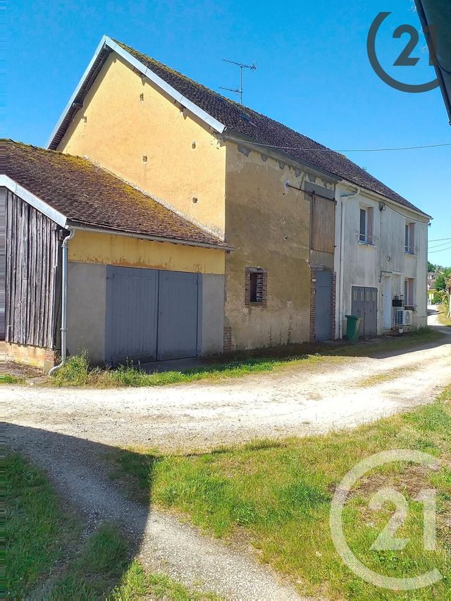 immeuble à vendre - 710.0 m2 - 89 - BOURGOGNE - Century 21 Martinot Immobilier