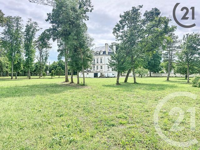 maison à vendre - 7 pièces - 230.37 m2 - CHAMPS SUR YONNE - 89 - BOURGOGNE - Century 21 Martinot Immobilier