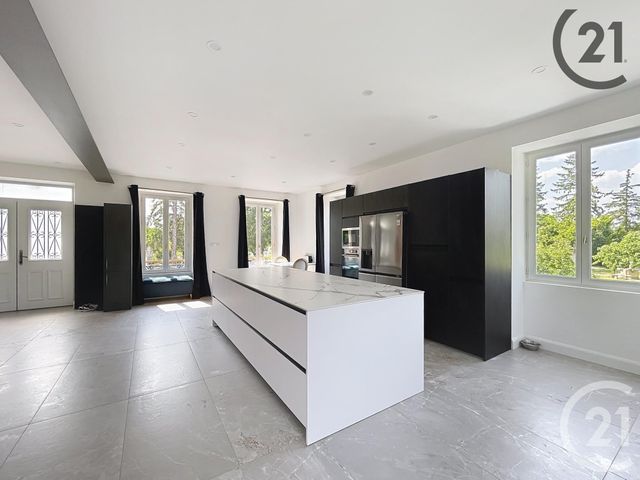 maison à vendre - 7 pièces - 230.37 m2 - CHAMPS SUR YONNE - 89 - BOURGOGNE - Century 21 Martinot Immobilier