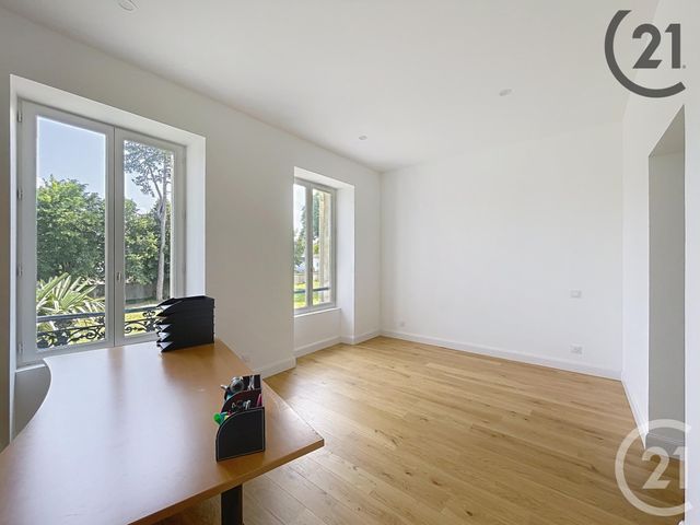 maison à vendre - 7 pièces - 230.37 m2 - CHAMPS SUR YONNE - 89 - BOURGOGNE - Century 21 Martinot Immobilier