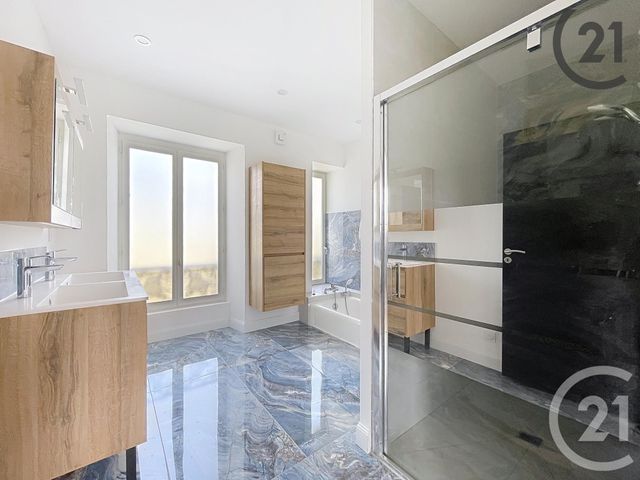 maison à vendre - 7 pièces - 230.37 m2 - CHAMPS SUR YONNE - 89 - BOURGOGNE - Century 21 Martinot Immobilier