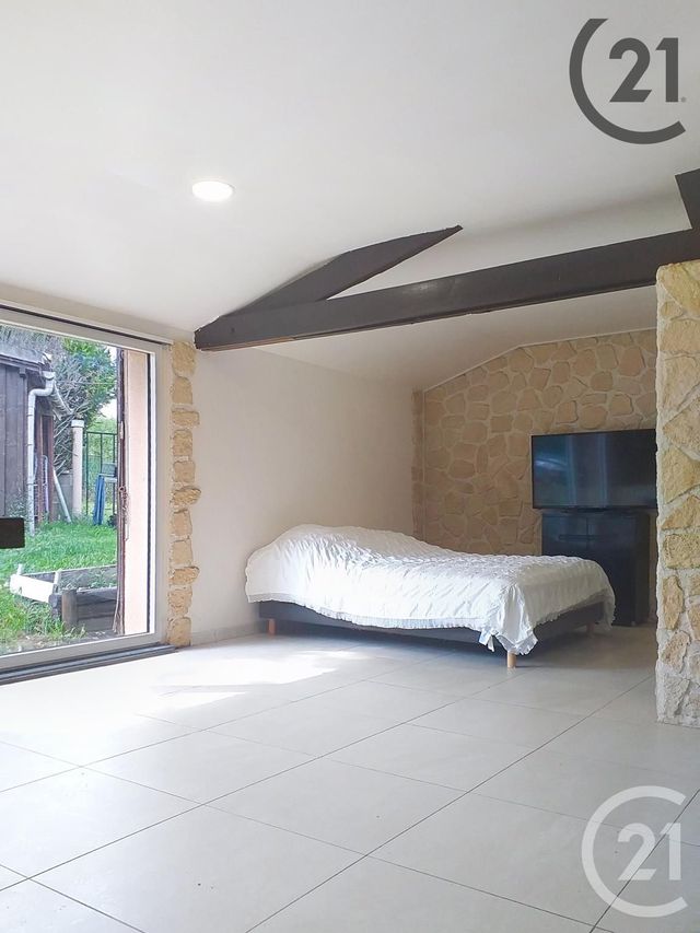 maison à vendre - 4 pièces - 154.4 m2 - CHARNY OREE DE PUISAYE - 89 - BOURGOGNE - Century 21 Martinot Immobilier