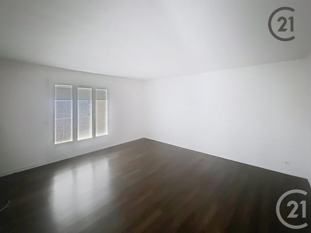 Afficher la photo en grand Appartement F3 à vendre - 3 pièces - 72.89 m2 - AUXERRE - 89 - BOURGOGNE - Century 21 Martinot Immobilier