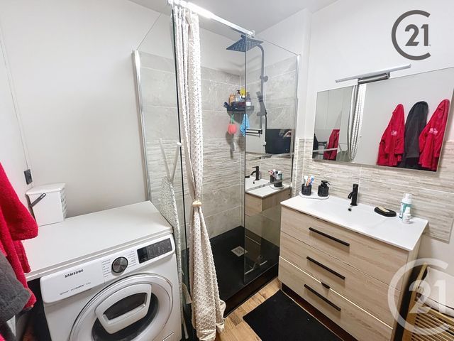 Appartement F3 à vendre - 3 pièces - 67.09 m2 - AUXERRE - 89 - BOURGOGNE - Century 21 Martinot Immobilier