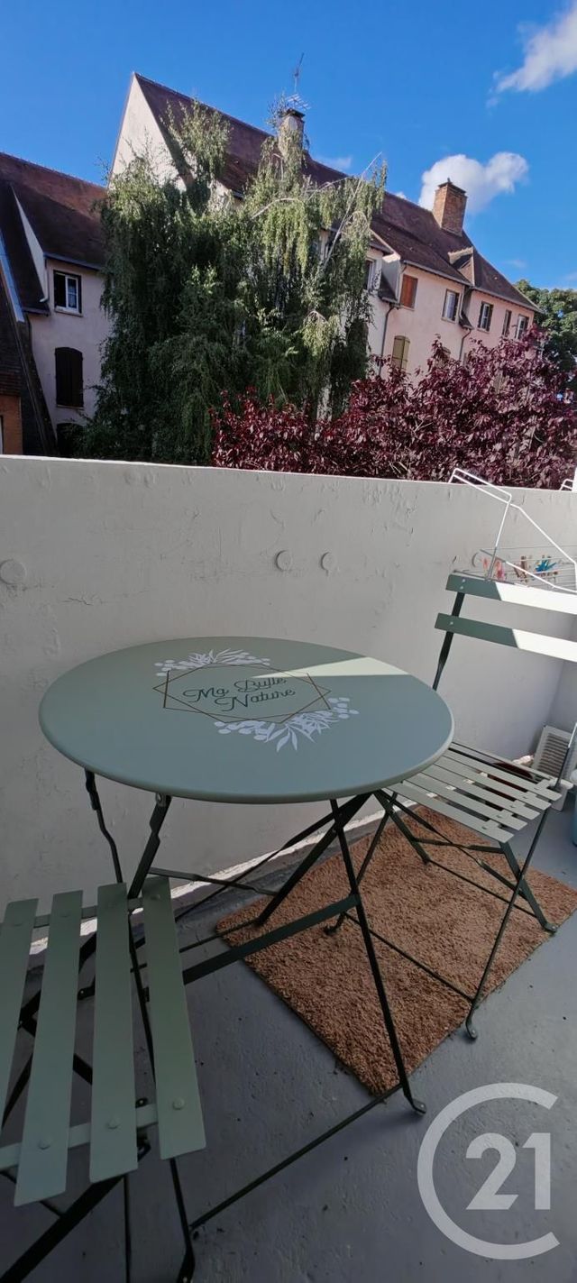 Appartement F3 à vendre - 3 pièces - 67.09 m2 - AUXERRE - 89 - BOURGOGNE - Century 21 Martinot Immobilier