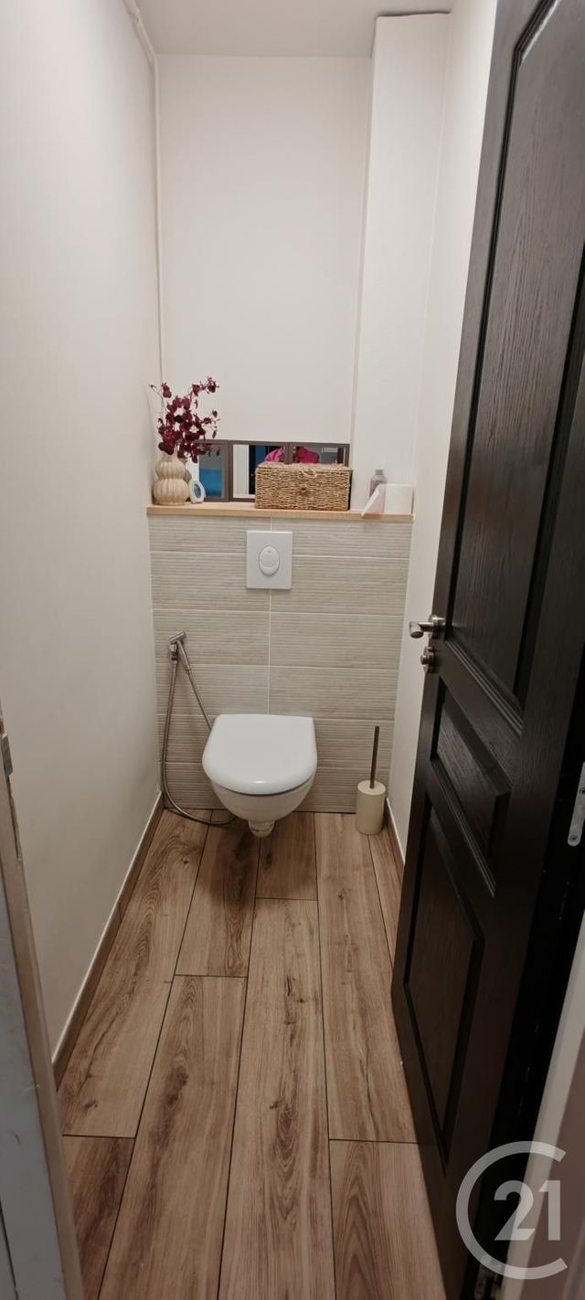 Appartement F3 à vendre - 3 pièces - 67.09 m2 - AUXERRE - 89 - BOURGOGNE - Century 21 Martinot Immobilier