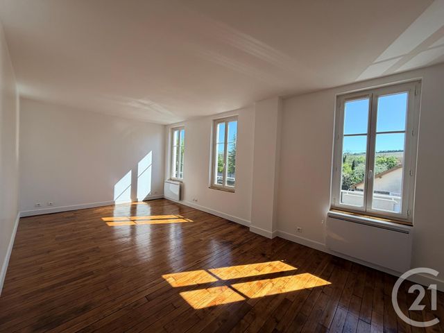 Appartement Studio à louer CHAMP SUR YONNE