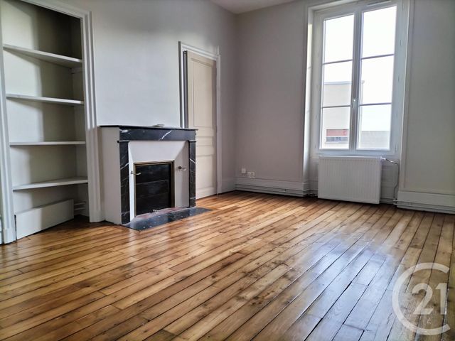 Appartement T3 à louer - 3 pièces - 57.0 m2 - AUXERRE - 89 - BOURGOGNE - Century 21 Martinot Immobilier