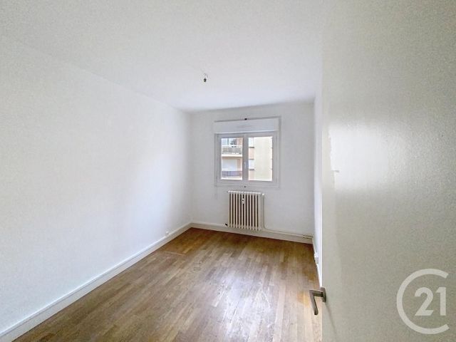 Appartement F3 à louer - 3 pièces - 57.0 m2 - AUXERRE - 89 - BOURGOGNE - Century 21 Martinot Immobilier