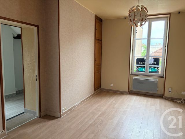 Appartement T2 à louer - 2 pièces - 27.5 m2 - AUXERRE - 89 - BOURGOGNE - Century 21 Martinot Immobilier