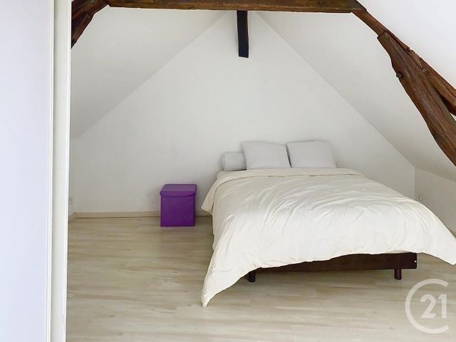 Appartement Duplex à louer - 4 pièces - 92.84 m2 - AUXERRE - 89 - BOURGOGNE - Century 21 Martinot Immobilier