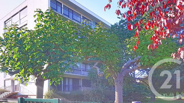 Afficher la photo en grand Appartement F3 à vendre - 3 pièces - 59.02 m2 - JOIGNY - 89 - BOURGOGNE - Century 21 Martinot Immobilier