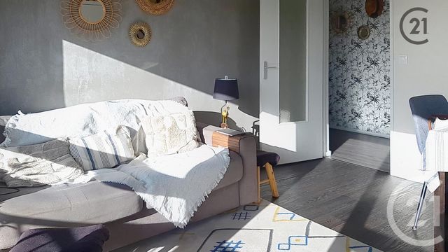 Appartement F3 à vendre - 3 pièces - 59.02 m2 - JOIGNY - 89 - BOURGOGNE - Century 21 Martinot Immobilier