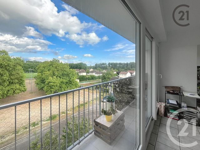 Appartement F3 à vendre - 5 pièces - 71.93 m2 - JOIGNY - 89 - BOURGOGNE - Century 21 Martinot Immobilier
