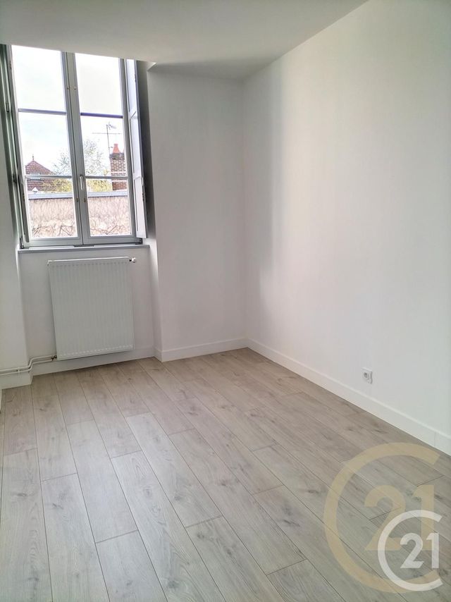 Appartement F3 à louer - 3 pièces - 57.21 m2 - AUXERRE - 89 - BOURGOGNE - Century 21 Martinot Immobilier