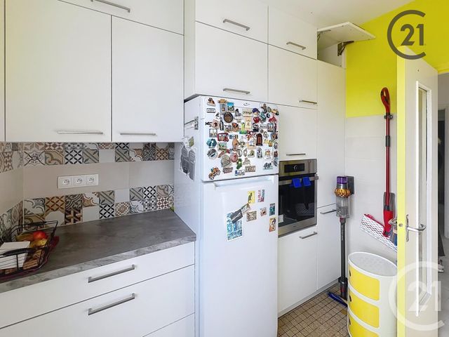 Appartement F3 à vendre - 3 pièces - 65.34 m2 - AUXERRE - 89 - BOURGOGNE - Century 21 Martinot Immobilier