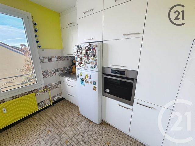 Appartement F3 à vendre - 3 pièces - 65.34 m2 - AUXERRE - 89 - BOURGOGNE - Century 21 Martinot Immobilier