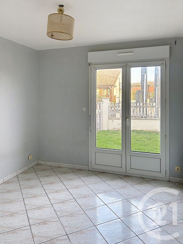 maison à vendre - 6 pièces - 111.79 m2 - CHEMILLY SUR YONNE - 89 - BOURGOGNE - Century 21 Martinot Immobilier