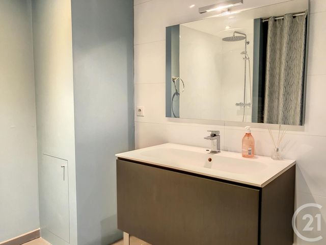 Appartement F4 à louer - 3 pièces - 89.81 m2 - AUXERRE - 89 - BOURGOGNE - Century 21 Martinot Immobilier