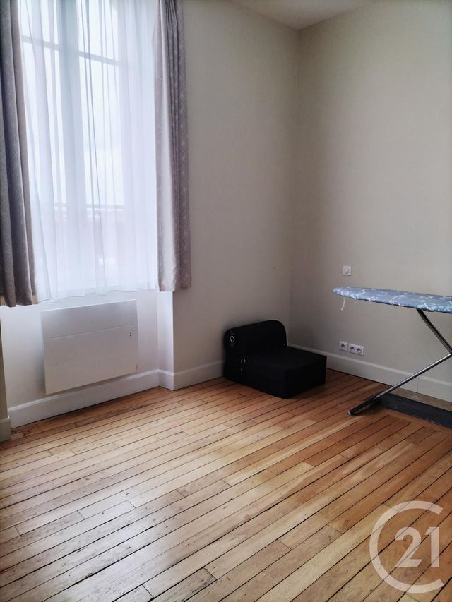 Appartement F4 à louer - 3 pièces - 89.81 m2 - AUXERRE - 89 - BOURGOGNE - Century 21 Martinot Immobilier