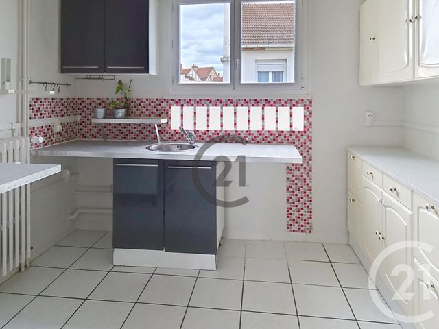 Appartement F4 à vendre - 4 pièces - 81.6 m2 - AUXERRE - 89 - BOURGOGNE - Century 21 Martinot Immobilier