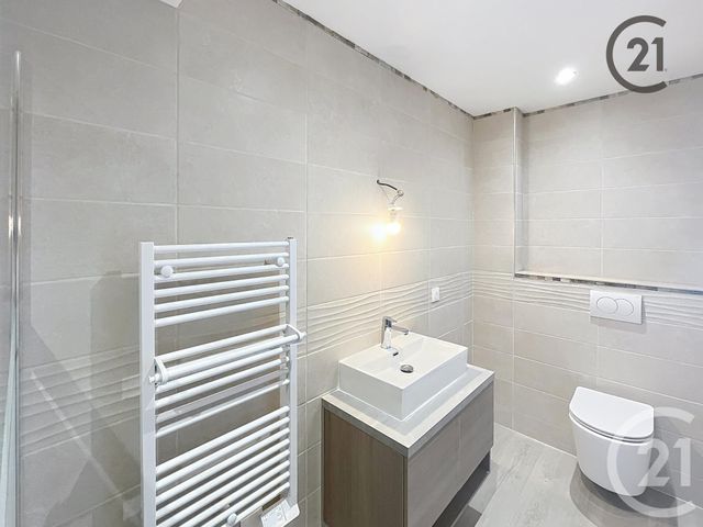 maison à vendre - 5 pièces - 180.0 m2 - ST CYR LES COLONS - 89 - BOURGOGNE - Century 21 Martinot Immobilier