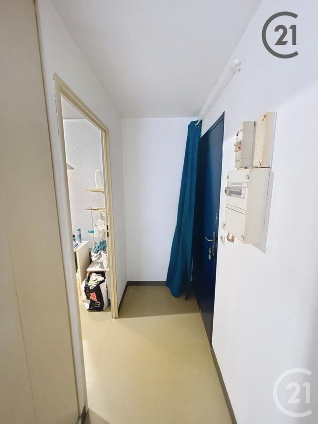 Appartement Studio à vendre - 1 pièce - 22.0 m2 - AUXERRE - 89 - BOURGOGNE - Century 21 Martinot Immobilier