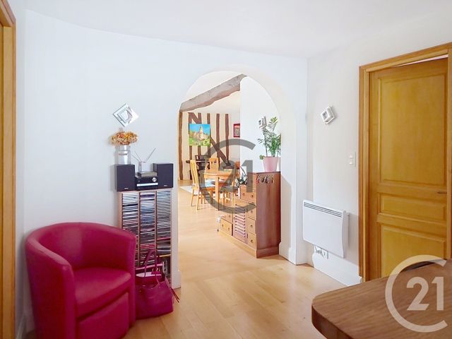 Appartement F5 à vendre - 5 pièces - 124.72 m2 - AUXERRE - 89 - BOURGOGNE - Century 21 Martinot Immobilier