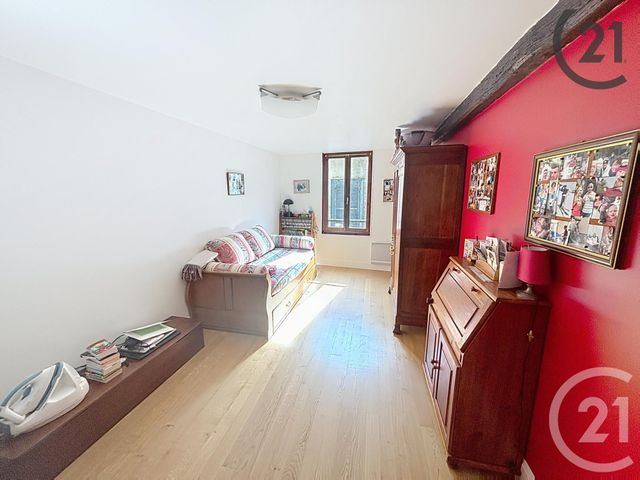 Afficher la photo en grand Appartement F5 à vendre - 5 pièces - 124.72 m2 - AUXERRE - 89 - BOURGOGNE - Century 21 Martinot Immobilier