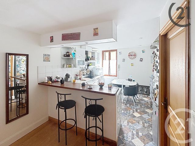 Afficher la photo en grand Appartement F5 à vendre - 5 pièces - 124.72 m2 - AUXERRE - 89 - BOURGOGNE - Century 21 Martinot Immobilier