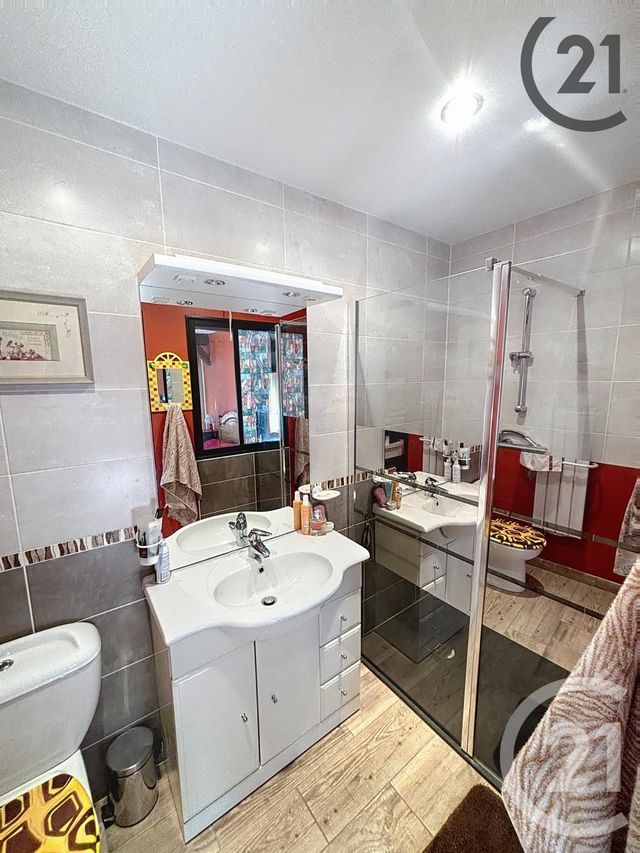 Afficher la photo en grand Appartement F5 à vendre - 5 pièces - 124.72 m2 - AUXERRE - 89 - BOURGOGNE - Century 21 Martinot Immobilier
