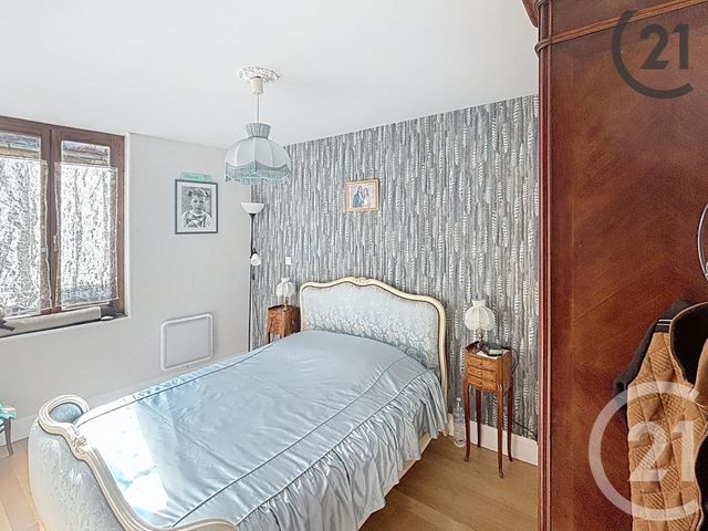 Afficher la photo en grand Appartement F5 à vendre - 5 pièces - 124.72 m2 - AUXERRE - 89 - BOURGOGNE - Century 21 Martinot Immobilier