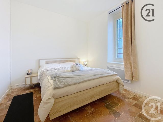 Appartement F2 à vendre - 3 pièces - 52.0 m2 - AUXERRE - 89 - BOURGOGNE - Century 21 Martinot Immobilier