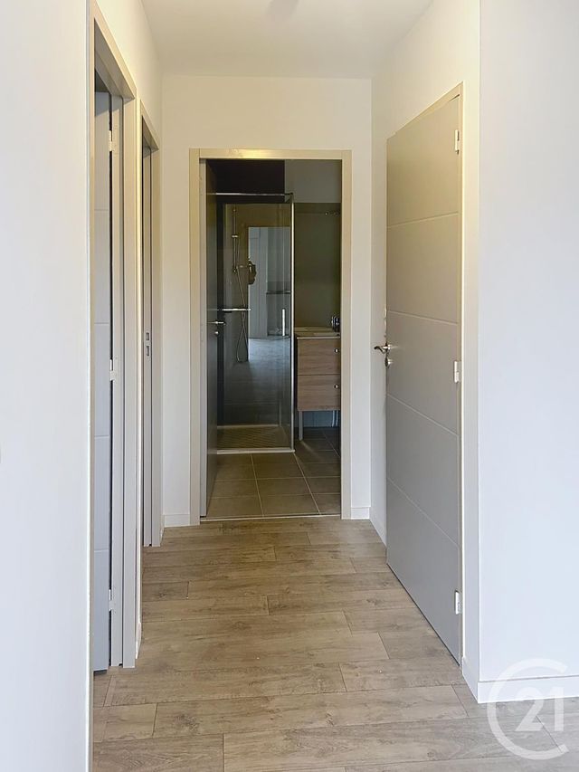 Appartement F3 à vendre - 3 pièces - 60.82 m2 - AUXERRE - 89 - BOURGOGNE - Century 21 Martinot Immobilier