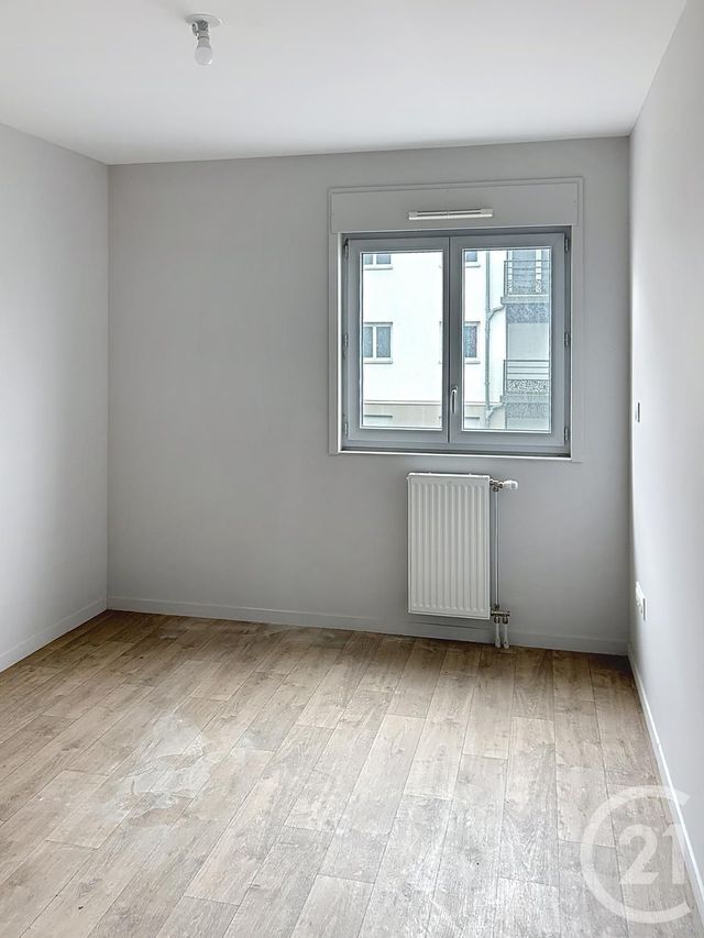 Appartement F3 à vendre - 3 pièces - 65.41 m2 - AUXERRE - 89 - BOURGOGNE - Century 21 Martinot Immobilier