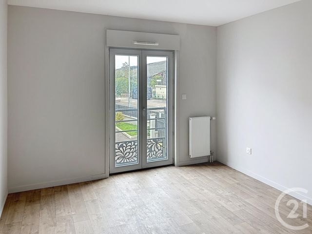 Appartement F3 à vendre - 3 pièces - 65.41 m2 - AUXERRE - 89 - BOURGOGNE - Century 21 Martinot Immobilier