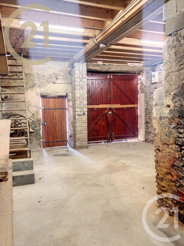 maison à louer - 4 pièces - 151.79 m2 - BLEIGNY LE CARREAU - 89 - BOURGOGNE - Century 21 Martinot Immobilier