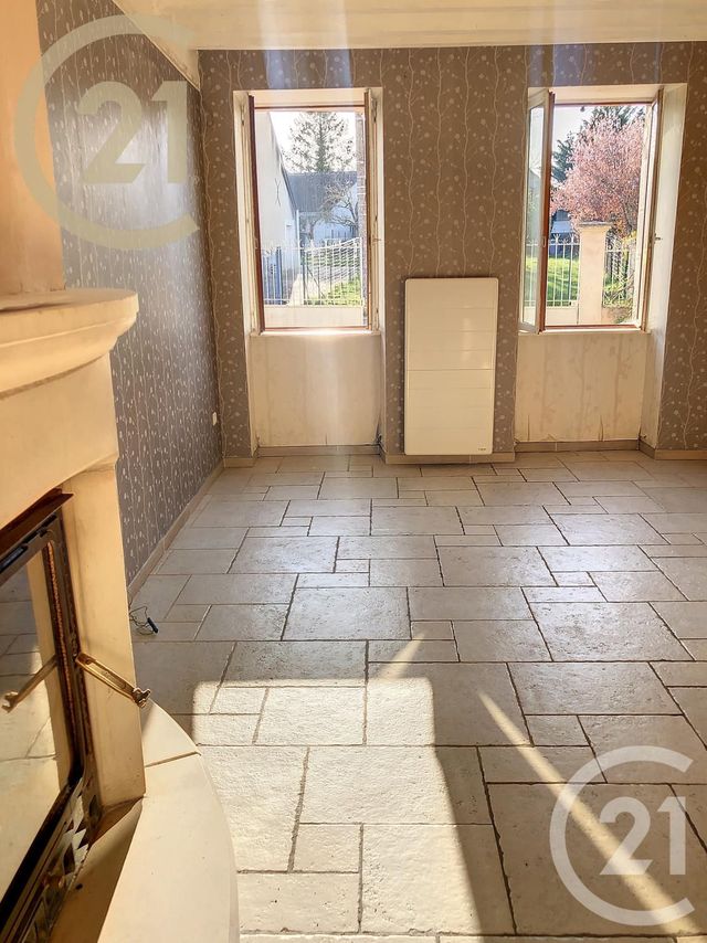 maison à louer - 4 pièces - 151.79 m2 - BLEIGNY LE CARREAU - 89 - BOURGOGNE - Century 21 Martinot Immobilier