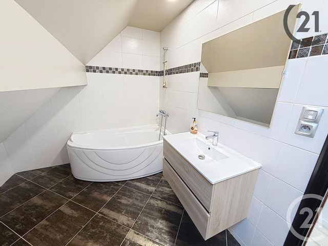 maison à vendre - 7 pièces - 130.1 m2 - MONETEAU - 89 - BOURGOGNE - Century 21 Martinot Immobilier