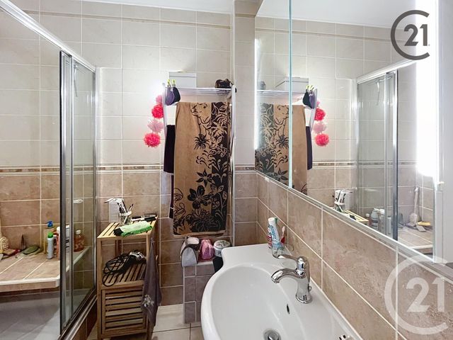 Appartement F4 à vendre - 4 pièces - 83.0 m2 - AUXERRE - 89 - BOURGOGNE - Century 21 Martinot Immobilier