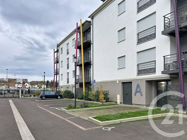 Appartement F4 à vendre - 4 pièces - 87.0 m2 - AUXERRE - 89 - BOURGOGNE - Century 21 Martinot Immobilier