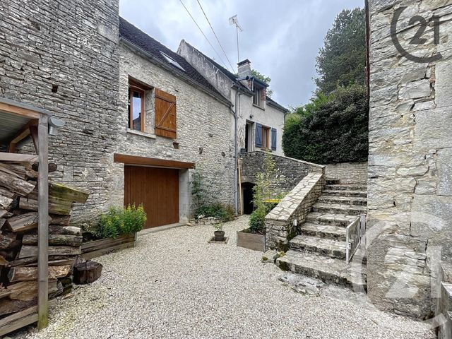 maison à vendre - 4 pièces - 99.0 m2 - VERMENTON - 89 - BOURGOGNE - Century 21 Martinot Immobilier