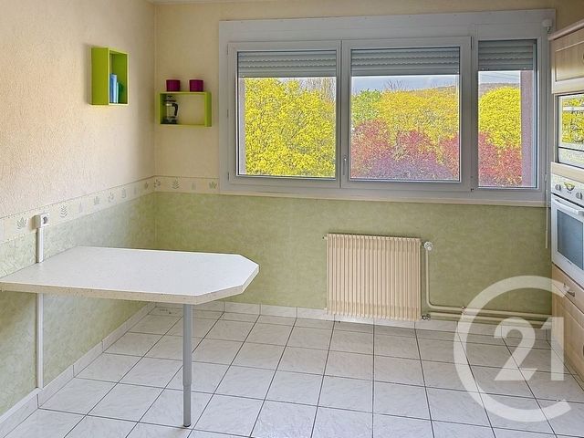 Appartement F3 à vendre - 4 pièces - 79.24 m2 - AUXERRE - 89 - BOURGOGNE - Century 21 Martinot Immobilier