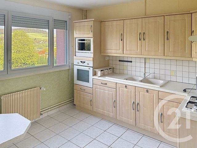 Appartement F3 à vendre - 4 pièces - 79.24 m2 - AUXERRE - 89 - BOURGOGNE - Century 21 Martinot Immobilier