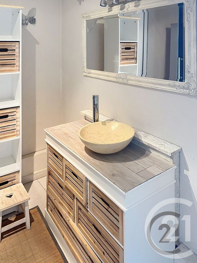 Appartement F3 à vendre - 4 pièces - 79.24 m2 - AUXERRE - 89 - BOURGOGNE - Century 21 Martinot Immobilier