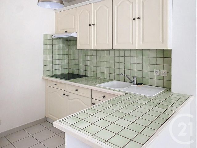 maison à louer - 3 pièces - 65.31 m2 - APPOIGNY - 89 - BOURGOGNE - Century 21 Martinot Immobilier