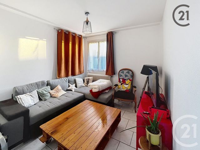 Appartement F4 à vendre - 4 pièces - 67.57 m2 - ST GEORGES SUR BAULCHE - 89 - BOURGOGNE - Century 21 Martinot Immobilier